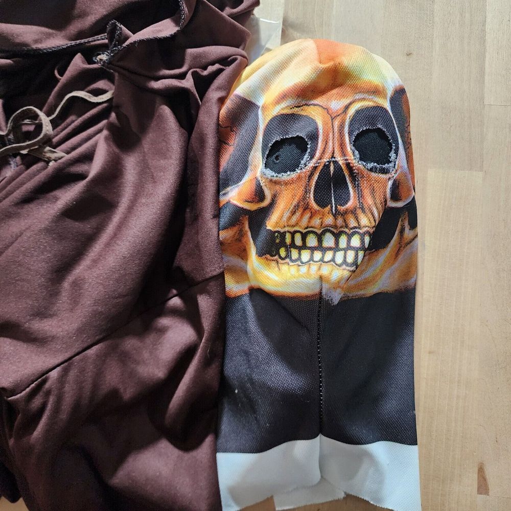 1984 Collegeville Personality Pullovers Skull Mask Cloth + Lg Original‎ Shroud